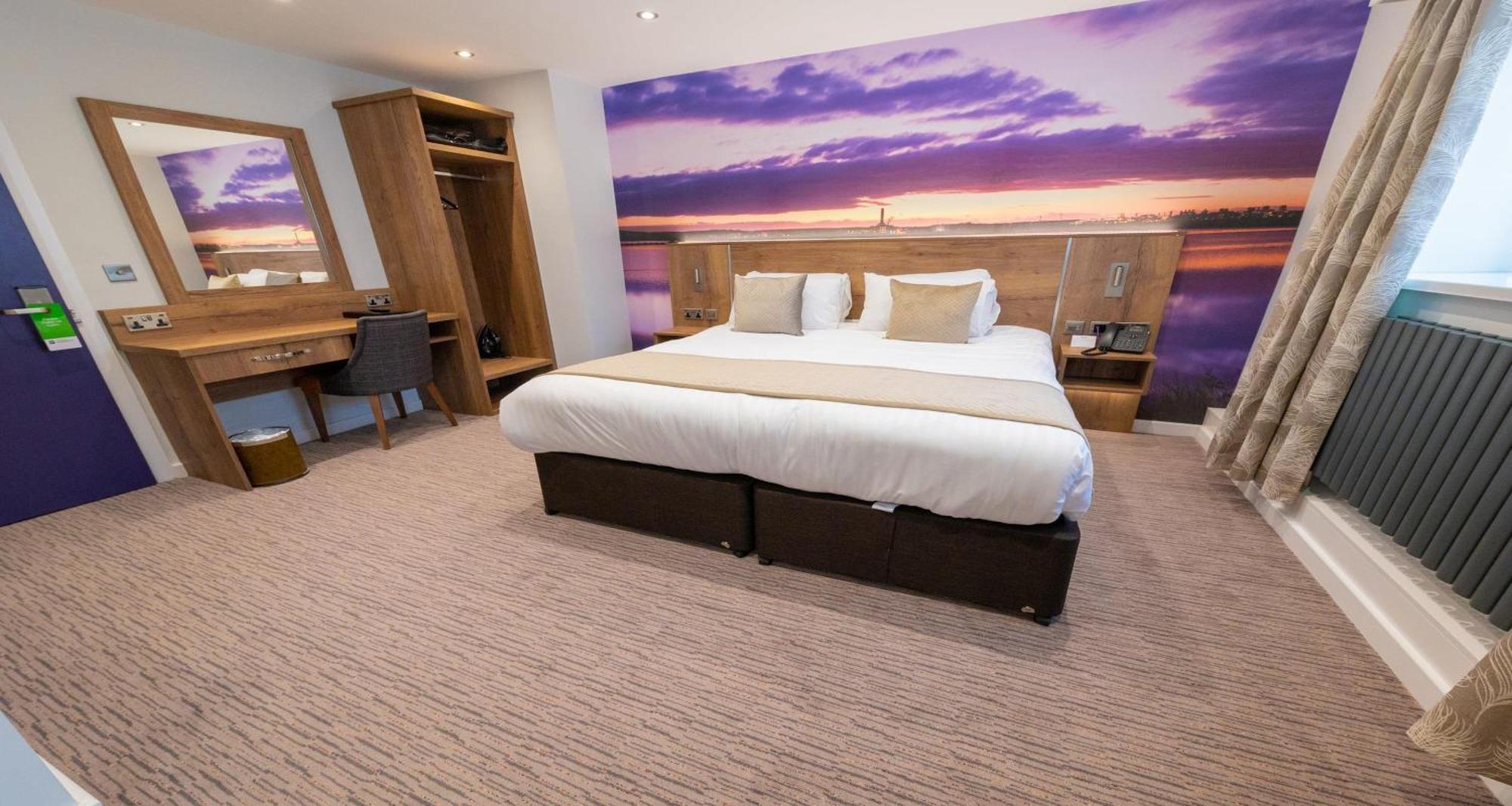 Best Western Plus Lancashire Manor Hotel Skelmersdale Dış mekan fotoğraf