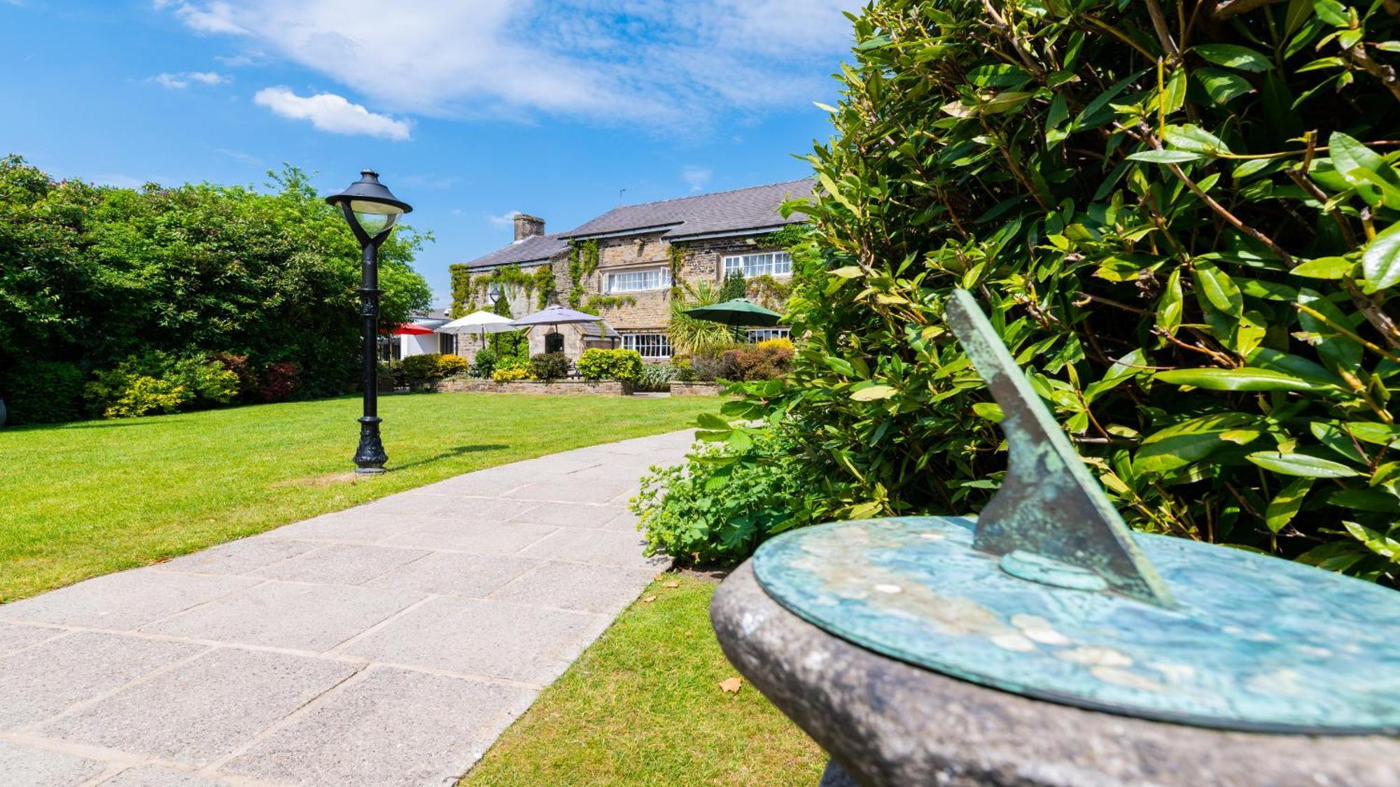 Best Western Plus Lancashire Manor Hotel Skelmersdale Dış mekan fotoğraf