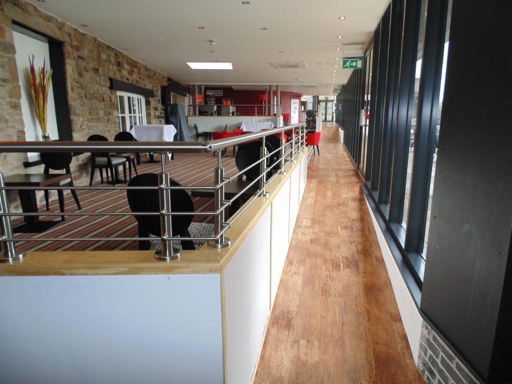 Best Western Plus Lancashire Manor Hotel Skelmersdale Dış mekan fotoğraf