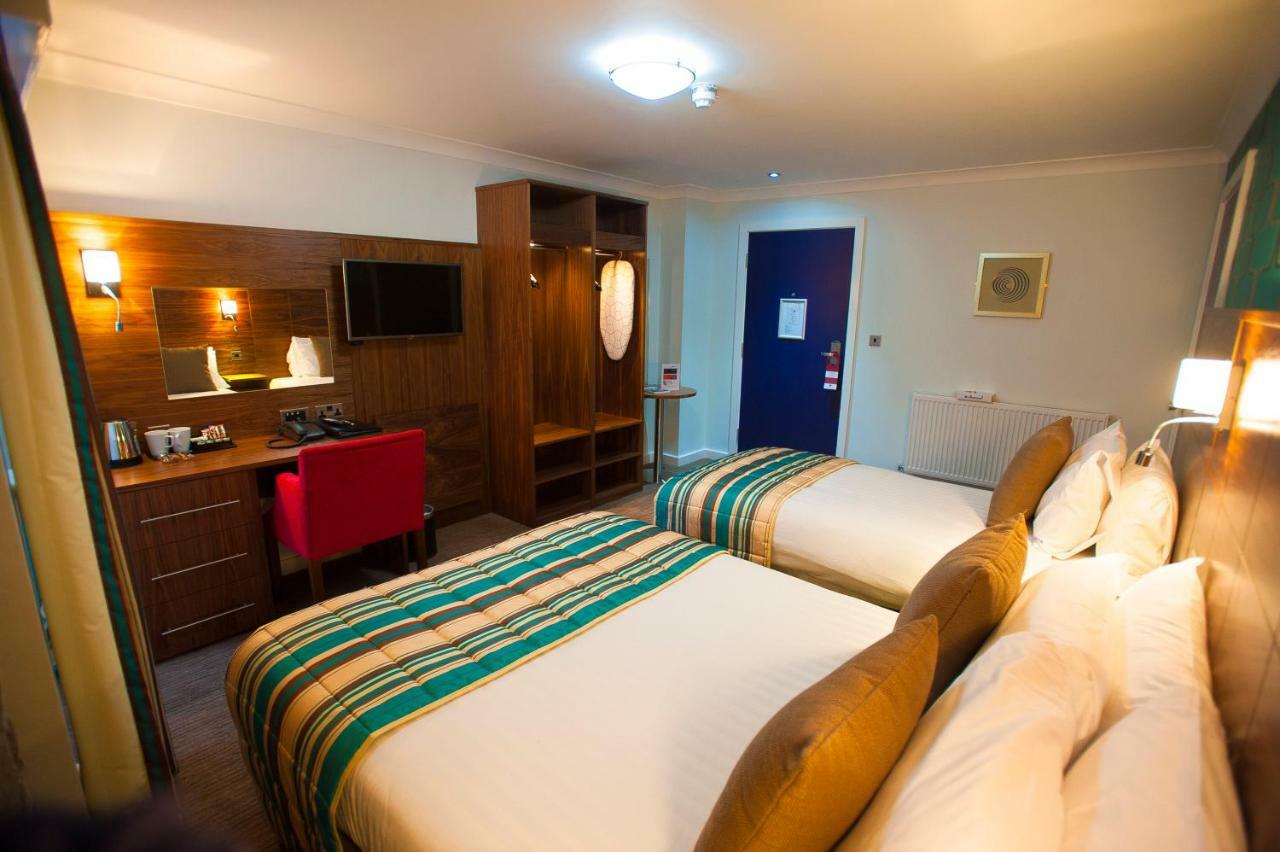 Best Western Plus Lancashire Manor Hotel Skelmersdale Dış mekan fotoğraf